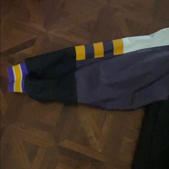 Lakers Xl leather jacket - Picture 7 of 7